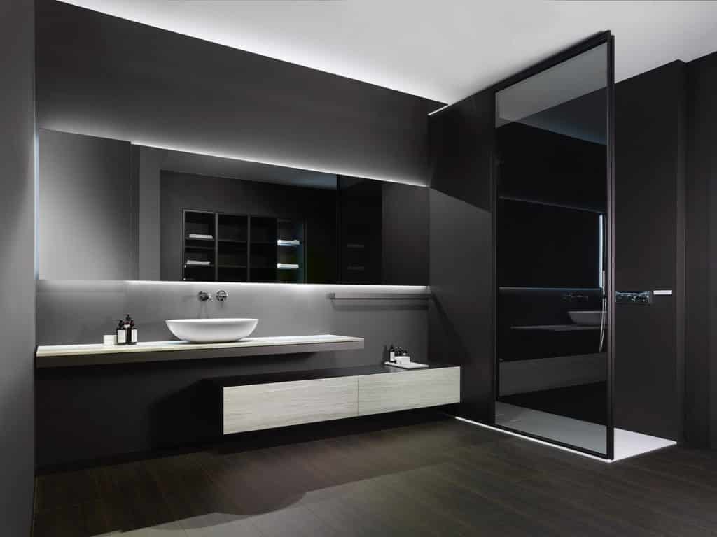 Salle de bain moderne noir
